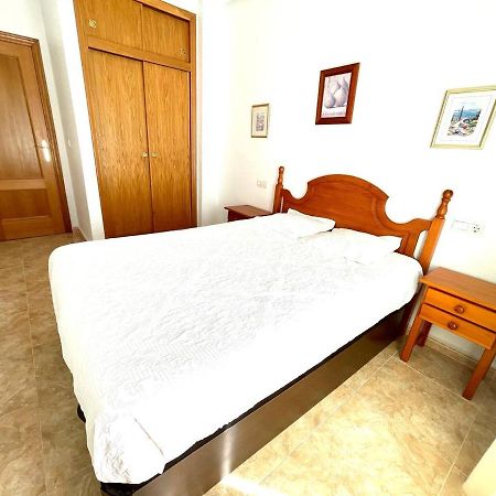 El Terremoto Apartment Torrevieja Buitenkant foto