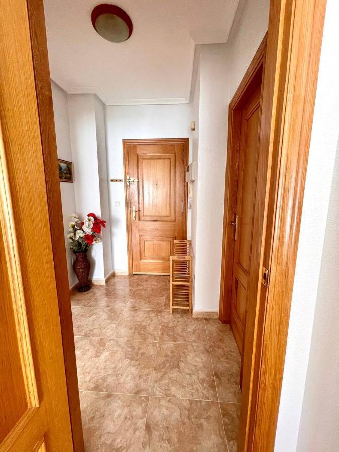 El Terremoto Apartment Torrevieja Buitenkant foto
